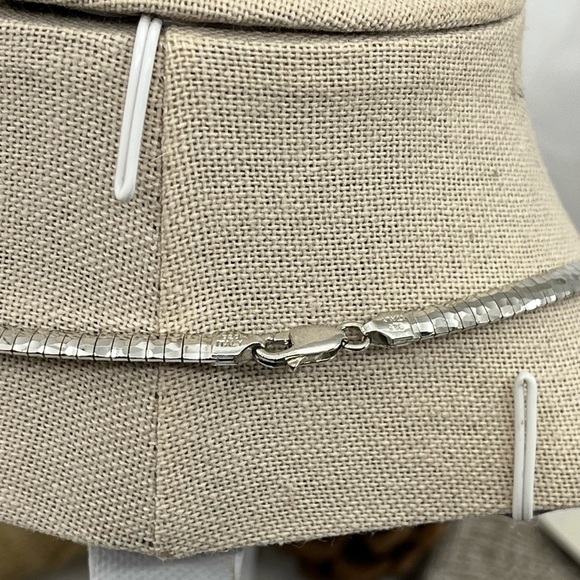 925 Italy Platinum Over Sterling Silver Hammered Pendant Necklace – 26.2g - Picture 16 of 17